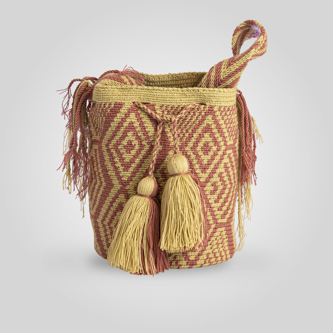 Mochila de Diseño Mediana "Wainpirua" B6