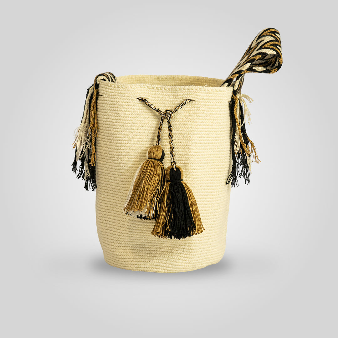 Mochila Wayuu Unicolor Blanca con Flecos Cafés "Jepirachi" C7