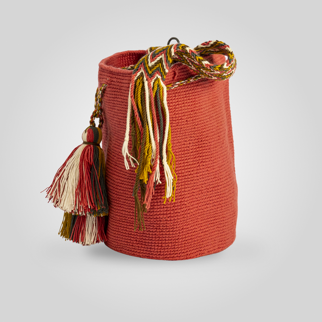 Mochila Wayuu Mediana  Unicolor Rojo Tierra  "Süna kasa" B7