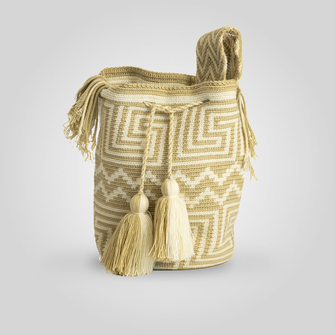 Mochila Wayuu blanco con beige grande "Akattaa" A6