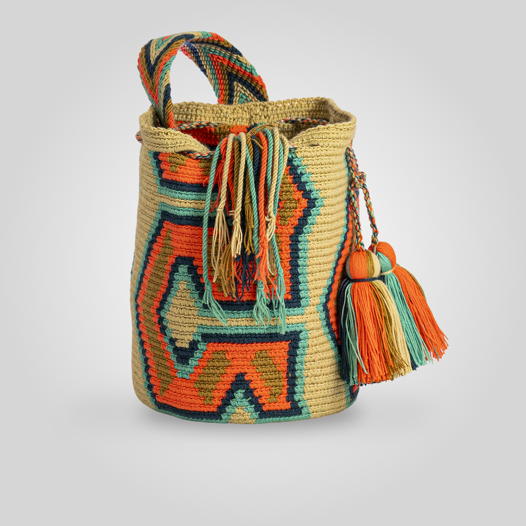 Mochila Wayuu Mediana "Aa'in" B3