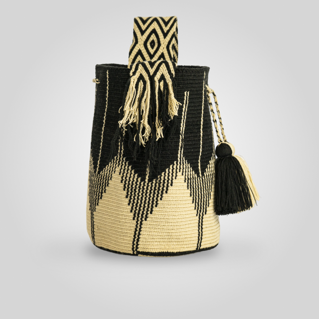 Mochila de Diseño Grande "Joro" A11